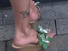 blonde feet foot-fetish high-heels juicy mature outdoor public